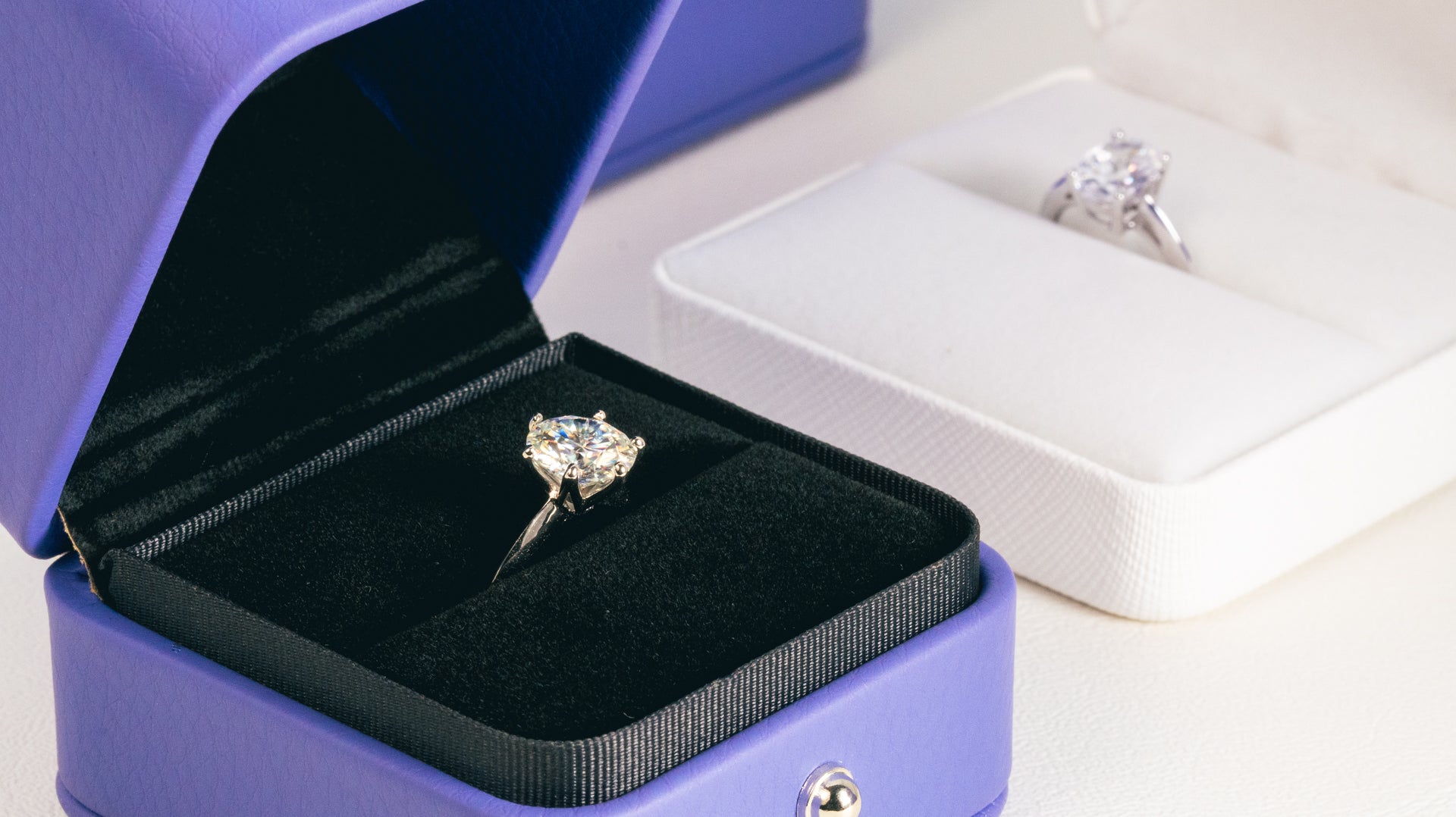 Moissanite vs Cubic Zirconia: Which is the Best Affordable Diamond Alternative?