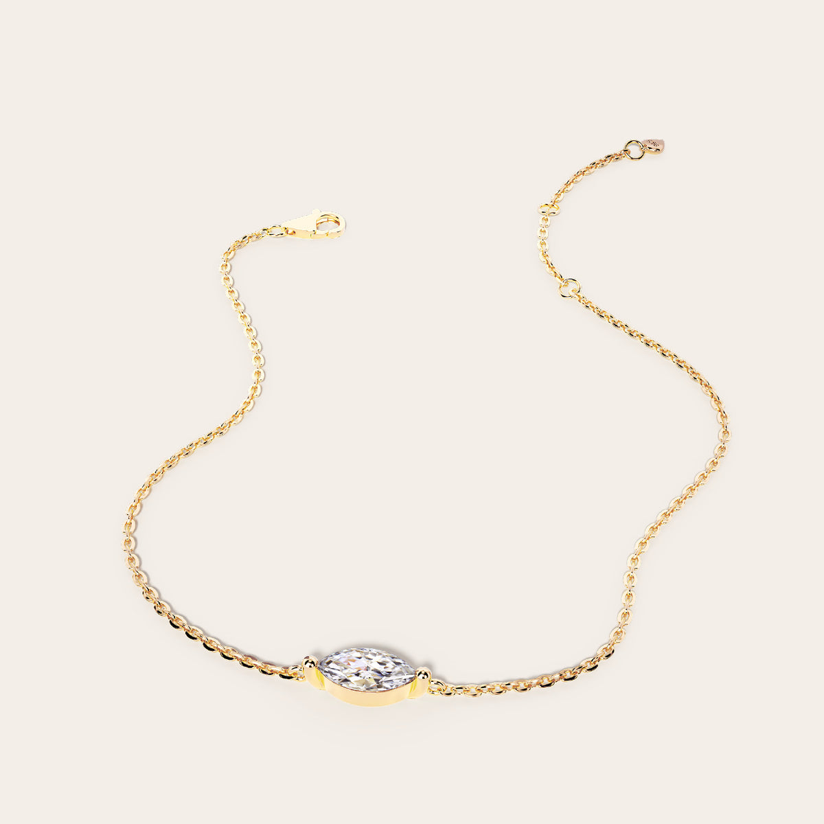 Marchesa Bracelet front view – Gold 16-18cm, Gold 18-20cm