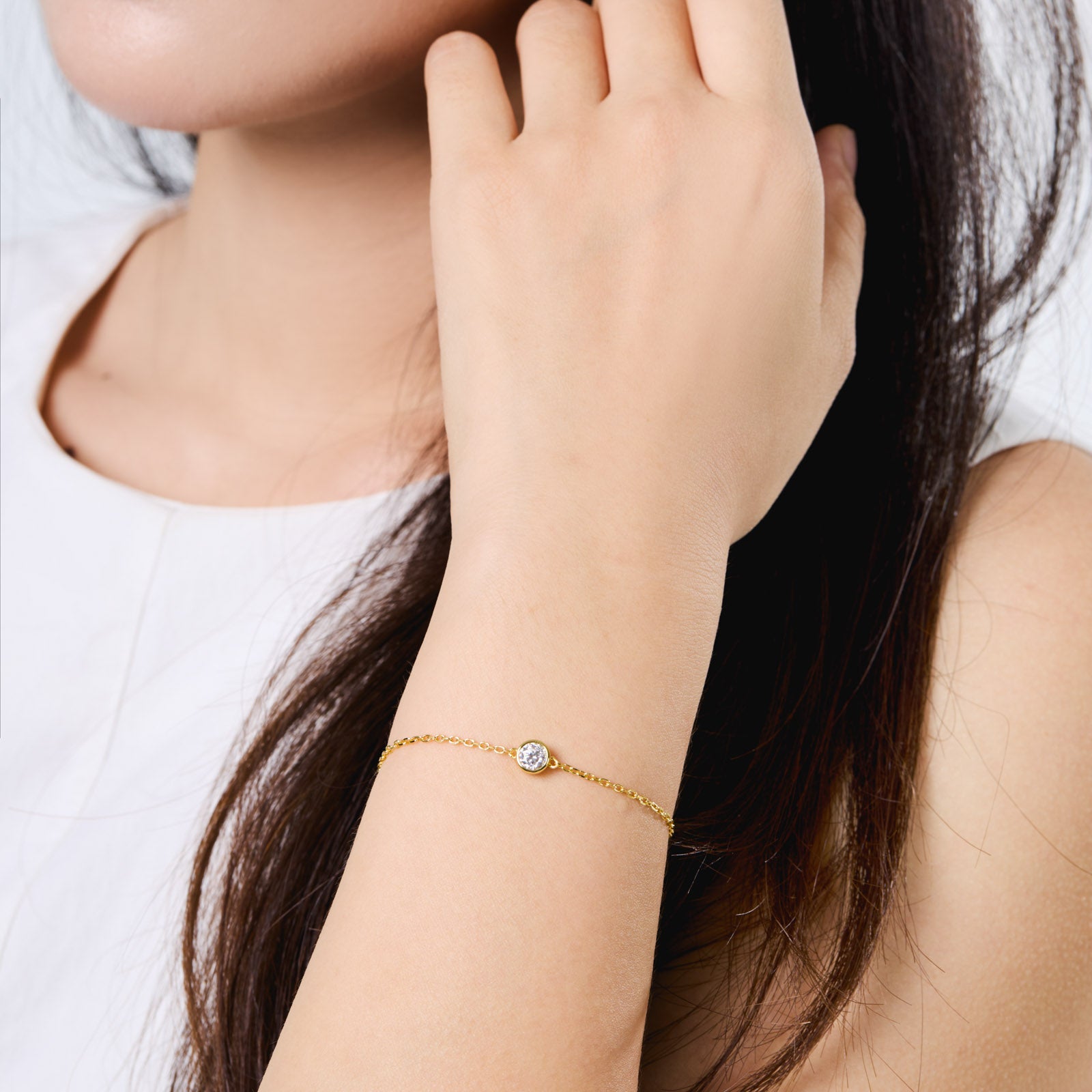Lucina Bracelet mid shot – Gold 16-18cm, Gold 18-20cm