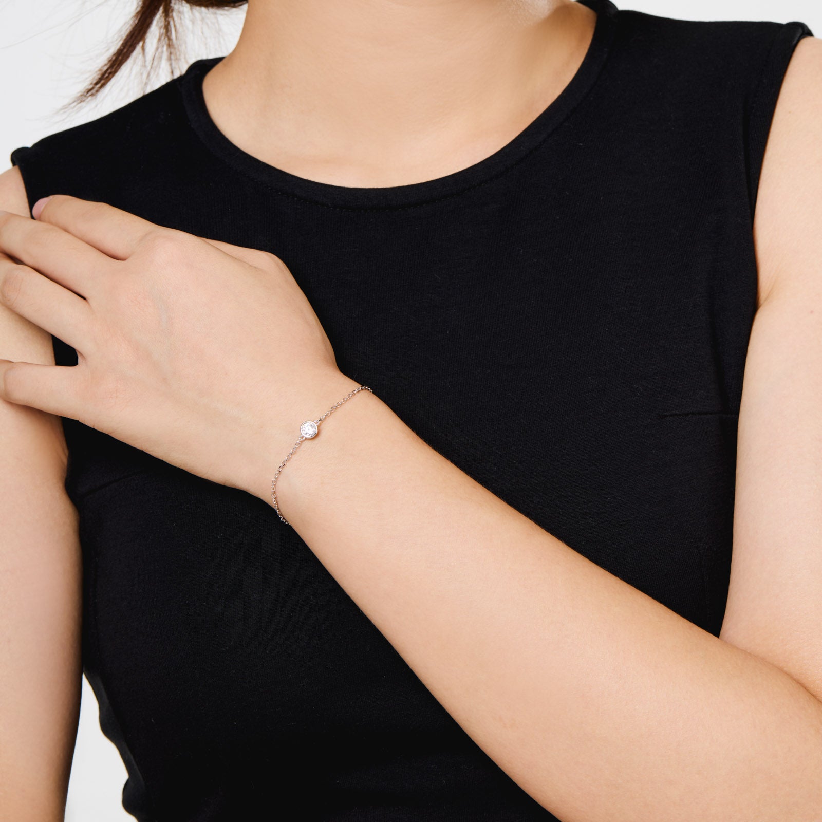 Lucina Bracelet wide shot – Silver 16-18cm, Silver 18-20cm